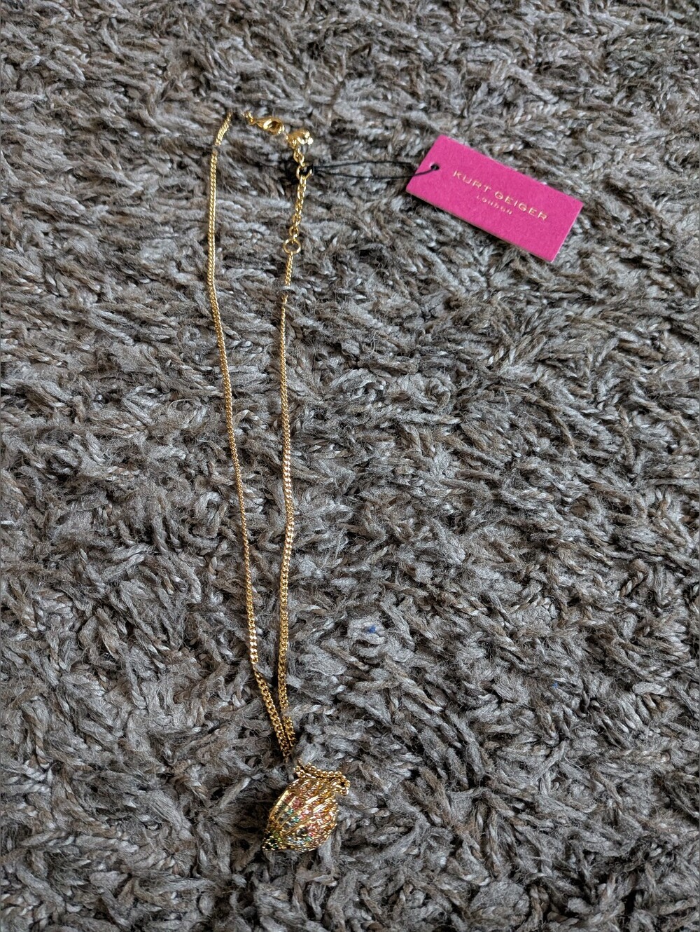 Kurt Geiger Eagle Head Gold Tone Multicolor Charm Pendant Necklace NEW
